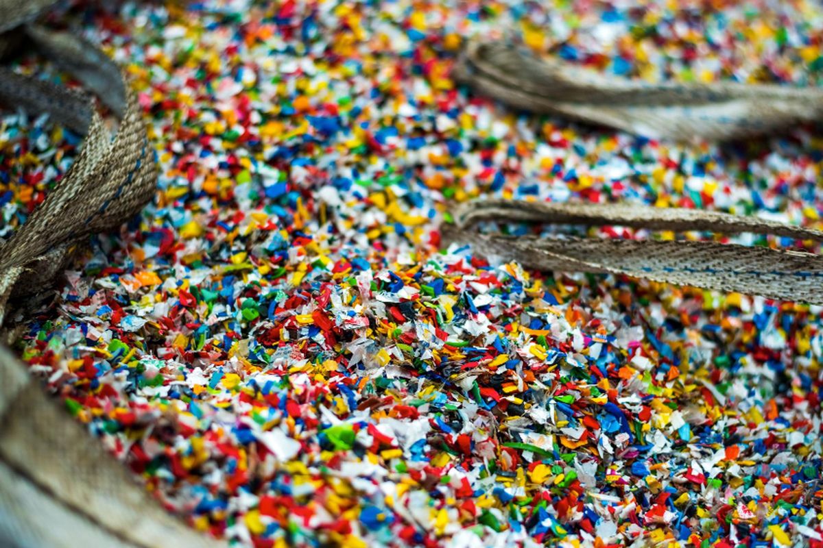 Mikroplastik di Udara dan Hujan Ancam Kesehatan Paru, Dokter Peringatkan Bahaya Jangka Panjang