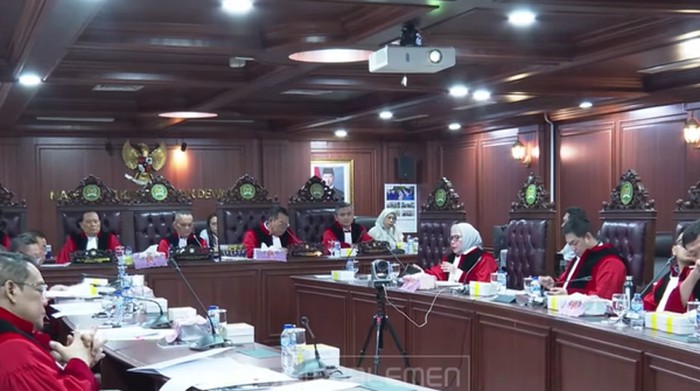 MKD Gelar Sidang Perdana Anggota DPR Nonaktif, Lima Nama Masuk Daftar Teradu