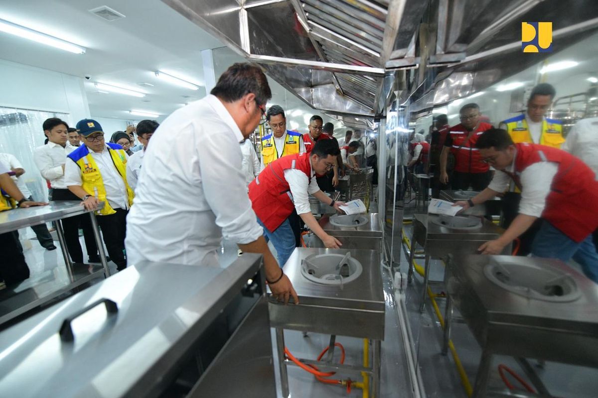 SPPG Purworejo Gunakan 20 Galon Air Setiap Hari Demi Jaga Kualitas Menu MBG